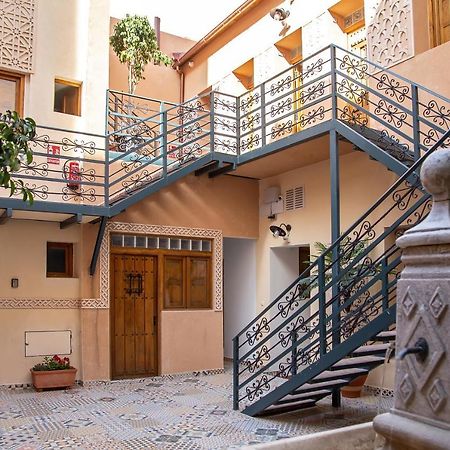 La Casa Morisca Hotel Alicante Bagian luar foto