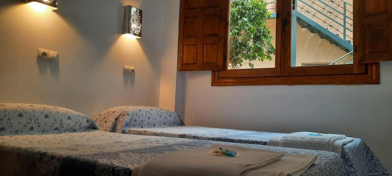 La Casa Morisca Hotel Alicante Bagian luar foto