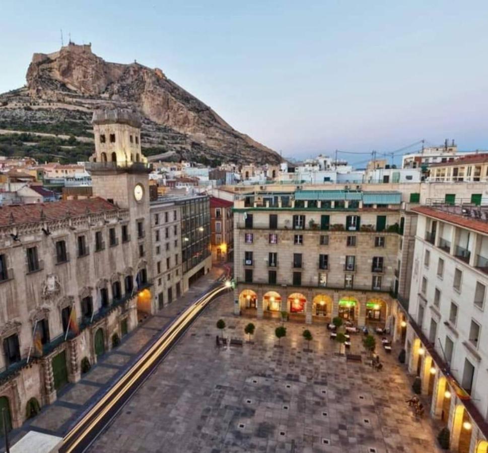 La Casa Morisca Hotel Alicante Bagian luar foto