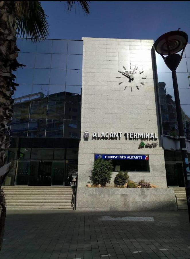La Casa Morisca Hotel Alicante Bagian luar foto