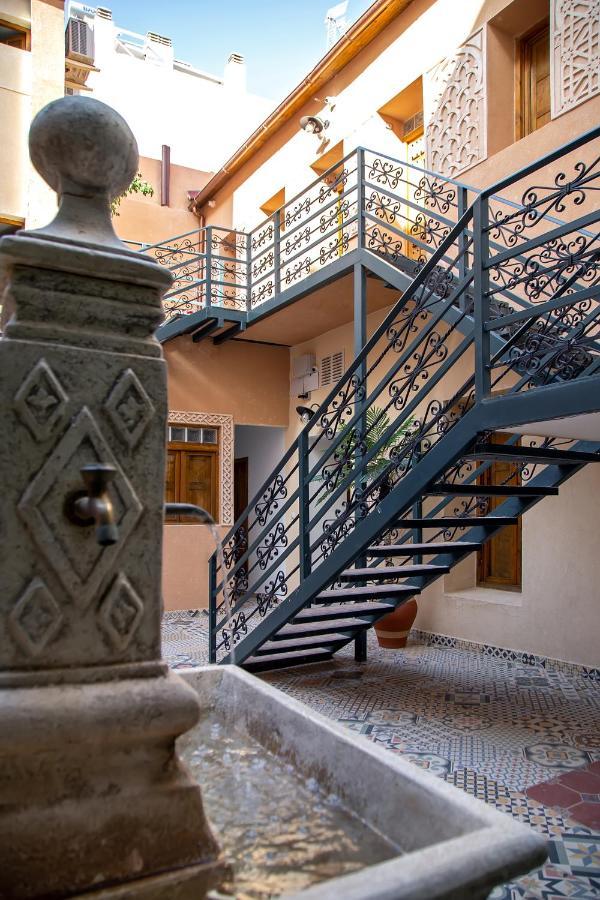 La Casa Morisca Hotel Alicante Bagian luar foto